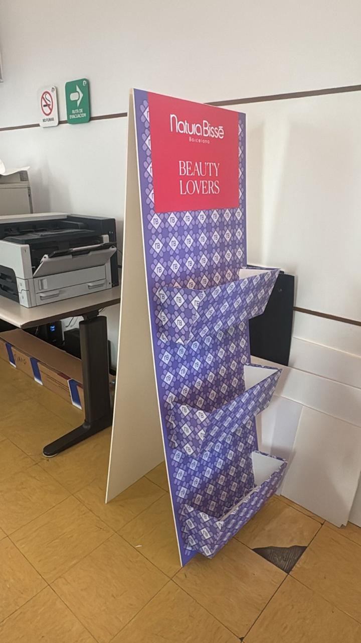 Banner retráctil roll-up